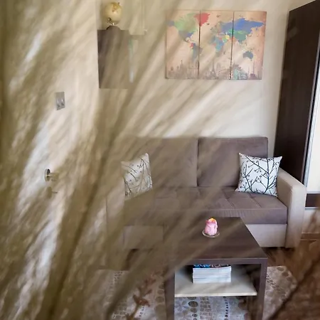 Апартаменты Garden Gate *