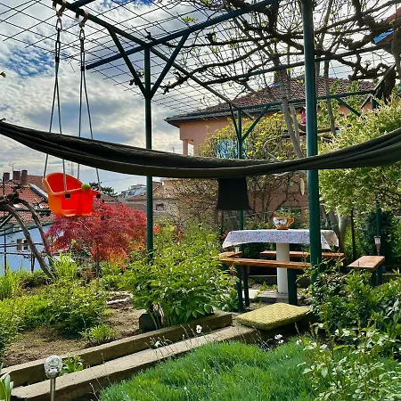 Garden Gate Апартаменты *