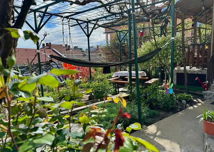 Apartment Garden Gate